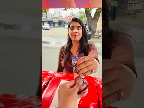 Icecream waley ne chuna laga diya 🤣 #agastayakhurana #facts #ytshorts #funny