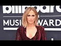 Jennifer Lopez Shows Off Killer Abs in Birt ay Bikini Pics