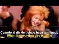 Download Lagu Cyndi Lauper - Girls Just Want To Have Fun [Lyrics English - Español Subtitulado]