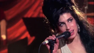 Download Amy Winehouse - You Know I'm No Good (Live in London, 2007) MP3