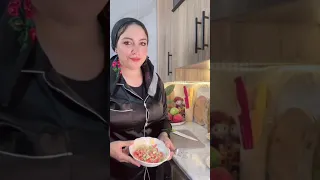 فطري الحاج صاحب البيت بدل ما السكرتيرة تفطره 