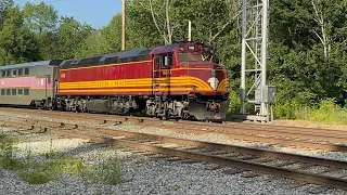 MBTA 425 Rolls Into Wachusett Station Fitchburg W Boston Maine Ex North Station Boston
