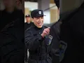 명의가 여성의 스타킹을 찢고 치료해 준 뒤, 그녀가 CEO임을 알게 되고 결혼하여 운명을 바꾼다.