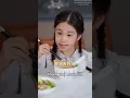 冷酷霸總最討厭小孩，卻被迫收養五歲孤女！誰知她竟是改變全家命運的小福星！