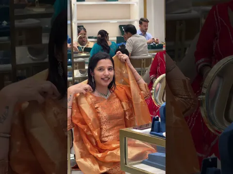 Aaj Ka Vlog Special hai 2 lakh ka pada Karwachauth Gift 😱😍😍😍 #karwachauth #karwachauthspecial