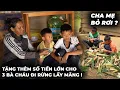 Download Lagu Tặng số tiền lớn cho hai anh em mồ côi phải đi rừng tìm cơm vì quá đói