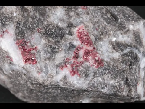 シナバー (辰砂)原石 61g｜天然石 原石 通販 キラリ石