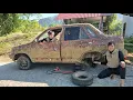 Girl rescues, repairs and restores scrap cars that broke down in the middle of the road.
