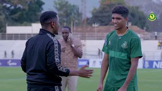 KIJANA SALEH ASEMA ALICHOAMBIWA NA ENGINEER PAMOJA NA KOCHA MANQOBA/MSIKIE HAPA