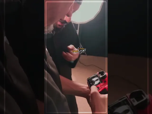 ⁣جلسة تصوير ملا قحطان البديري والملا يطلع على الصور🤍