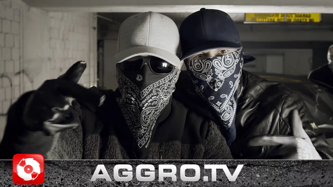 AK AUSSERKONTROLLE FEAT. UNDACAVA AUSSERKONTROLLE - 2 MINUTEN (OFFICIAL HD VERSION AGGROTV)