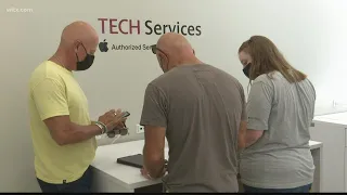 Apple store opens at University of South Carolina