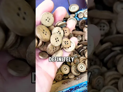 What’s the secret behind these buttons? Let me know if you can figure out what I did wrong 😭