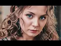 Download Lagu La vida detrás de las escenas: ¿qué esconde una esposa y madre modelo? 💔JUEGO DE MÁSCARAS💔