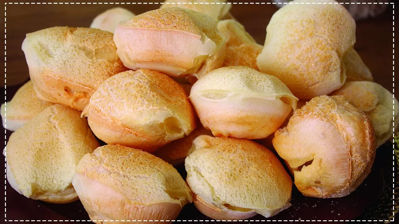PÃO DE QUEIJO JAPONÊS COM FÉCULA DE BATATA Acabou o polvilho e você tá doido(a) pra comer um pão de . 