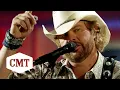 Toby Keith Performs I Love This Bar CMT