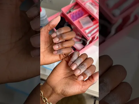 PRESS ONS STUCK?! Remove press on nails! #nails #diynails #pressonnails