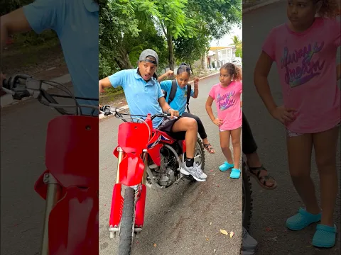 Para la ecuela en el motocross 😂😍😏 #humor #videos #comedia