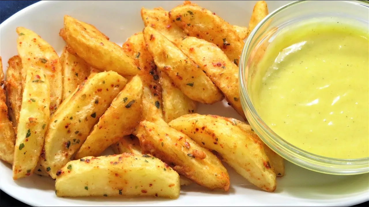 Hi foodlovers.. kali ini kita mau share salah satu resep olahan kentang yaitu kentang goreng ala ala. 