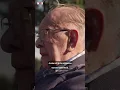 Download Lagu Sieb (92) krijgt eigen bankje bij rotonde in Assen