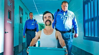 يبان لكل الناس ان هو قزم غلبان لكن ميعرفوش انه اخطر مجرم ومدوخ الكل وراه ملخص فيلم 