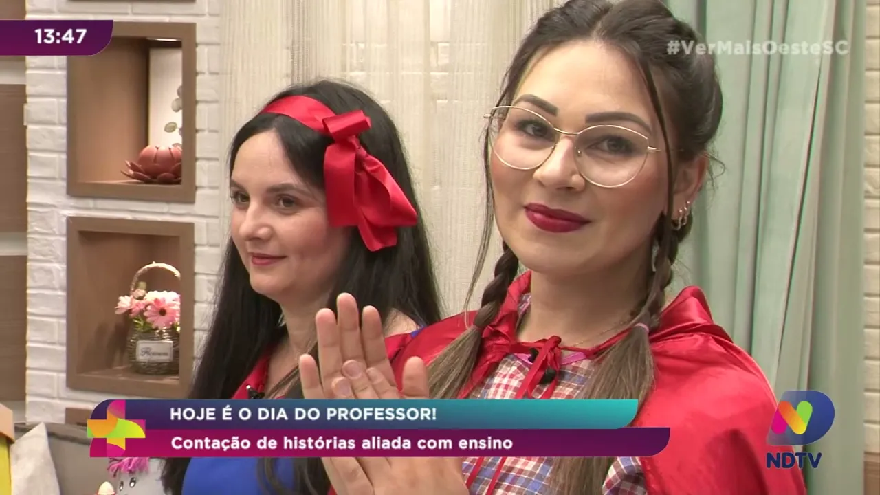 Dia do Professor: contação de histórias aliada com ensino
