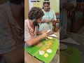 Download Lagu ഇങ്ങനെ വേണം അടപ്പായസം കഴിക്കാൻ, ഞാലിപ്പൂവൻ പഴവും കൂട്ടി കുഴച്ചു കഴിക്കുന്ന നോക്കൂ🥰 #sadya