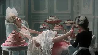 بنت عندها ١٥ سنة بتبقى ملكة فرنسا لكن الشعب بيثور عليها بسبب تصرفاتها Marie Antoinette 