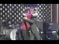 Download Lagu Queens of the Stone Age - Go With The Flow live @ Conan 2003