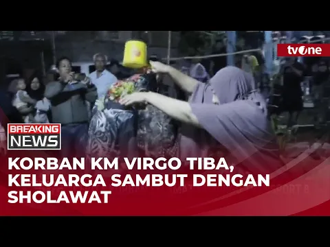 Keluarga Kumandangkan Sholawat Sambut Kedatangan Korban Selamat KM Virgo