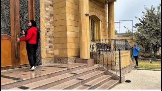 فرد امن ياخد خطيبته الفيلا اللى حارسها فتعجب بصاحبها 