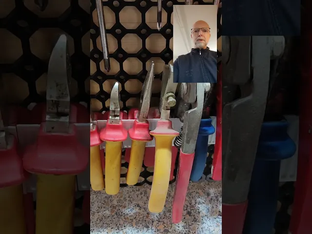 Pegboard pliers holder for Multiboard video thumbnail