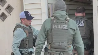 ICE agents arrest nearly 550 people Thursday, NBC News reports