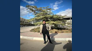 كل من صاحبه وياه وانا صاحبي غايب Live 