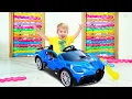 Download Lagu Kids Play with BALLOONS and Kinetic Sand