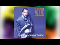 Por Una Mujer Bonita - Pepe Aguilar del álbum  Por Una Mujer Bonita