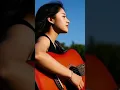 Download Lagu Cewek cantik gemar bermain gitar