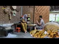 Lagu Membuat beberapa olahan pisang untuk camilan di sore hari bersama keluarga, masak di desa