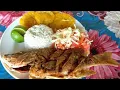 4k Panama Eating at Niko s Cafe 24 Hour Local Favorite