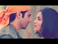 humpty shrama ki dulhania romantic gift scene
