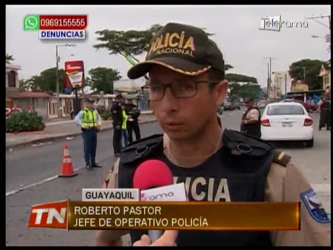 Operativo policial en vehículos y buses