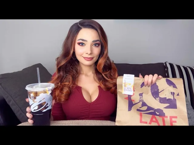 Download MP3 ASMR Taco Bell Chicken Quesadilla and Soft Taco Mukbang (Soft Spoken)