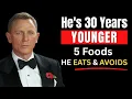 Download Lagu How Daniel Craig DEFIES AGE at 57: 5 Foods He Swears By to Look 35!