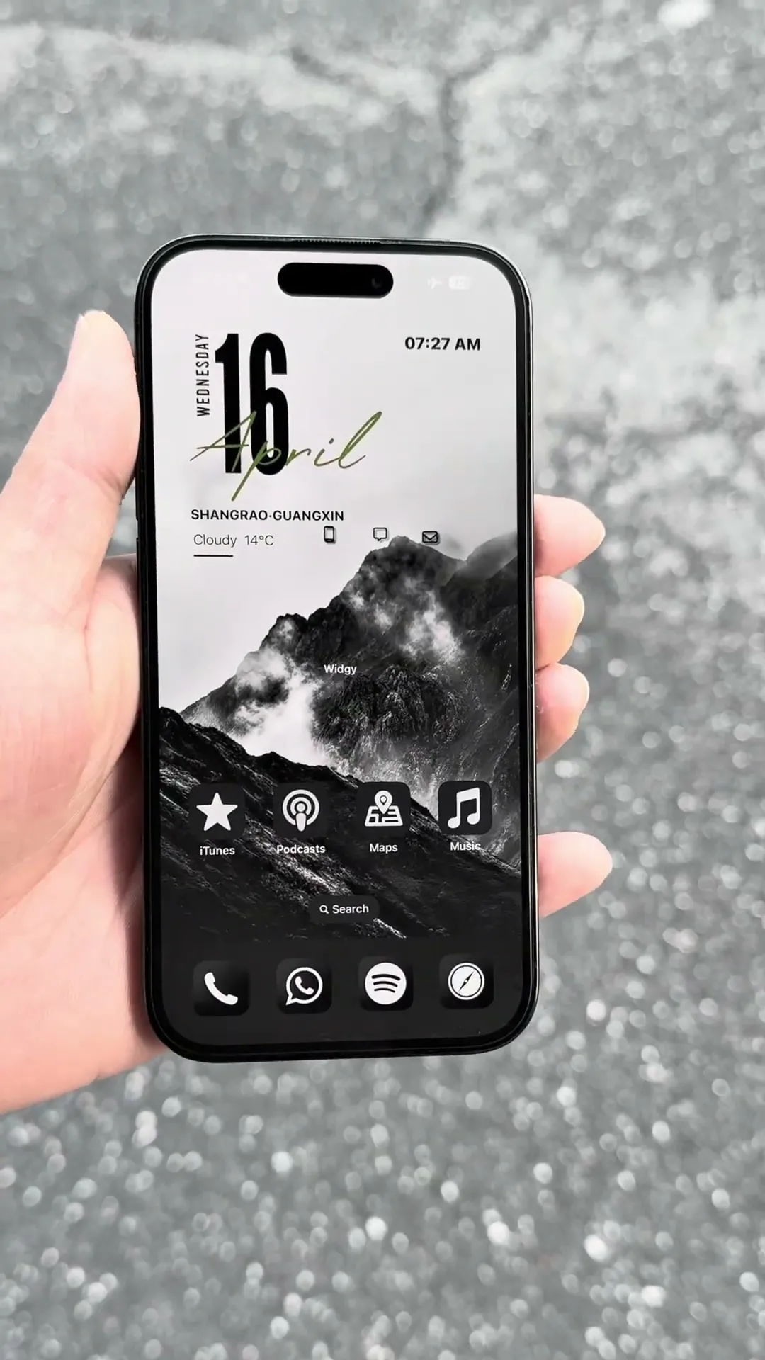 Minimal Mountain iPhone Wallpaper Setup Preview