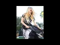 Download Lagu Avril Lavigne - Birdie