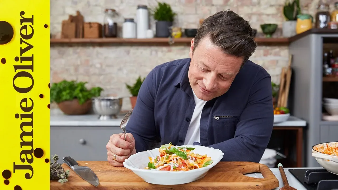 Jamie Oliver on making the perfect omelette - Jamie's Ministry of Food