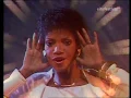 Lagu Melba Moore - Love's Comin' At Ya
