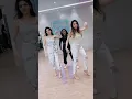 Download Lagu Jissa Paul dances with Sukriti-Prakriti Kakar on their new song Sona Lagda | Sukhe