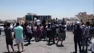اغاني توجيهي  جبنا الناجح بزفه محمد الصلاحات  افراح التوجيهي     دندنها
