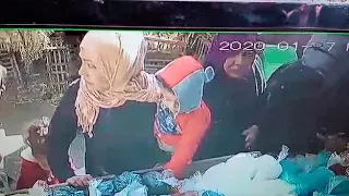 سرقة فى عز الظهر فى سوق المنيل فى شبرا الخيمة 